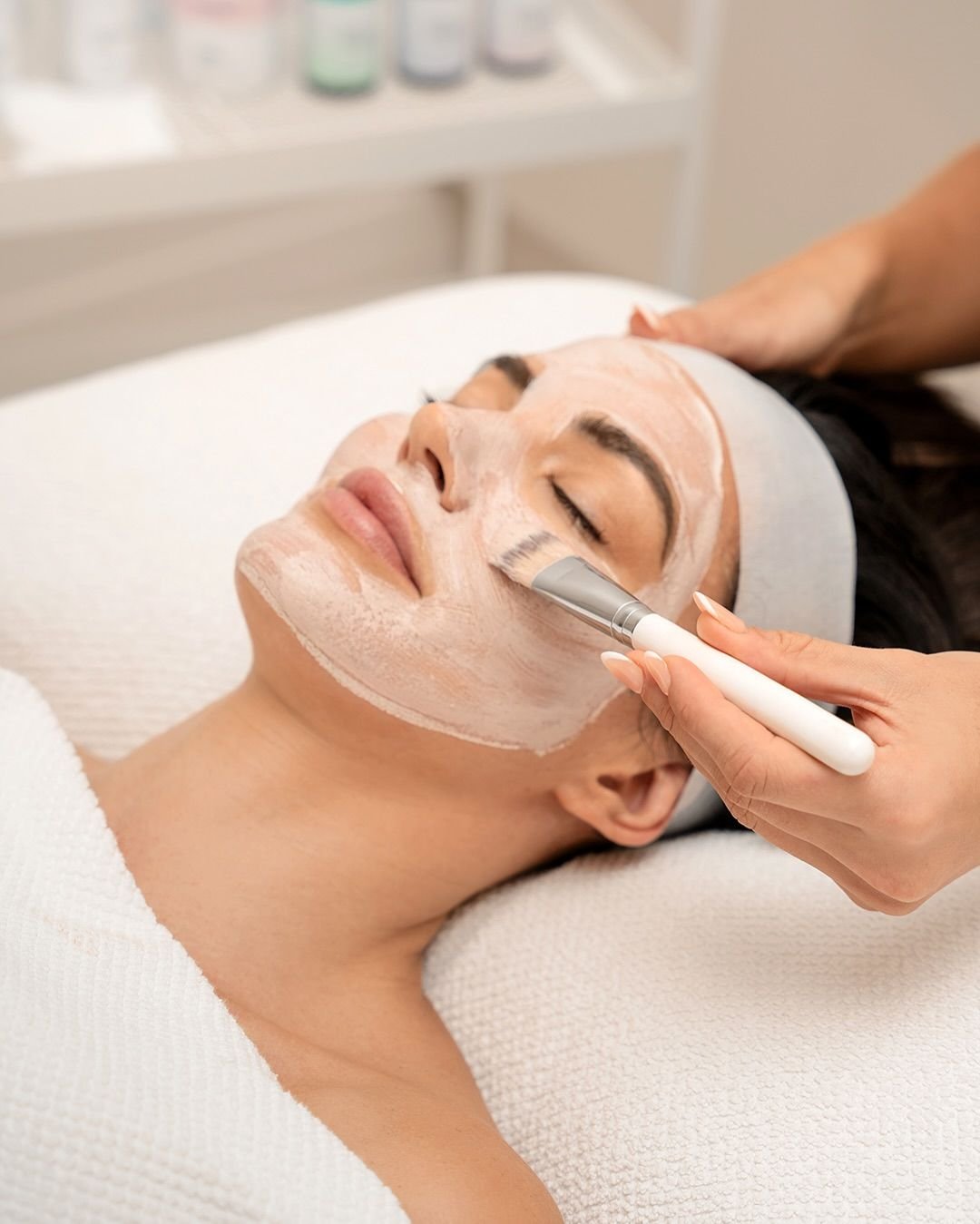 Woman experiencing advanced rejuvenation therapy at Lifeshots Healthcare in Mumbai
