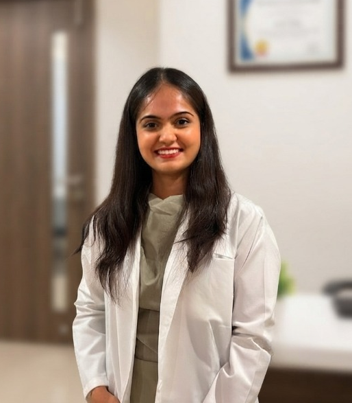 Dr. Kalindi Naturopath Ozone Therapy and Yoga Specialist at Lifeshots Thane